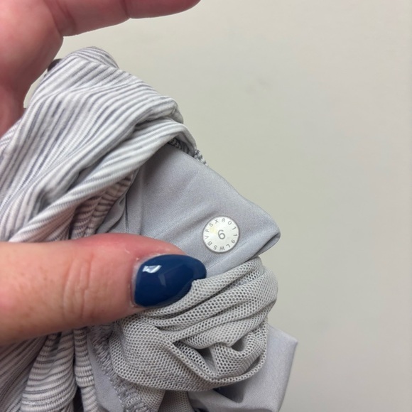 Lululemon On The Fly Pant 27” - Picture 12 of 13